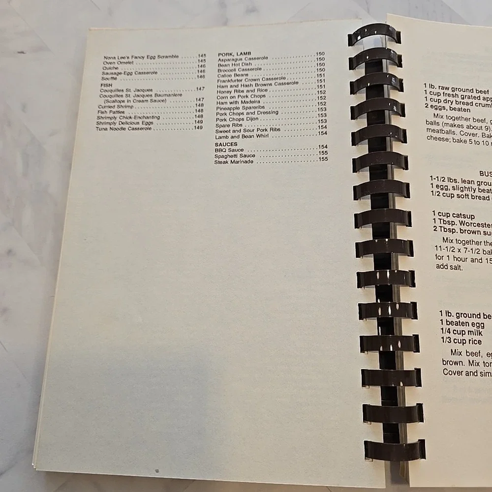 Christus Victors Burnt Offerings II Lutheran Church Cookbook 1967-1987 Minnesota